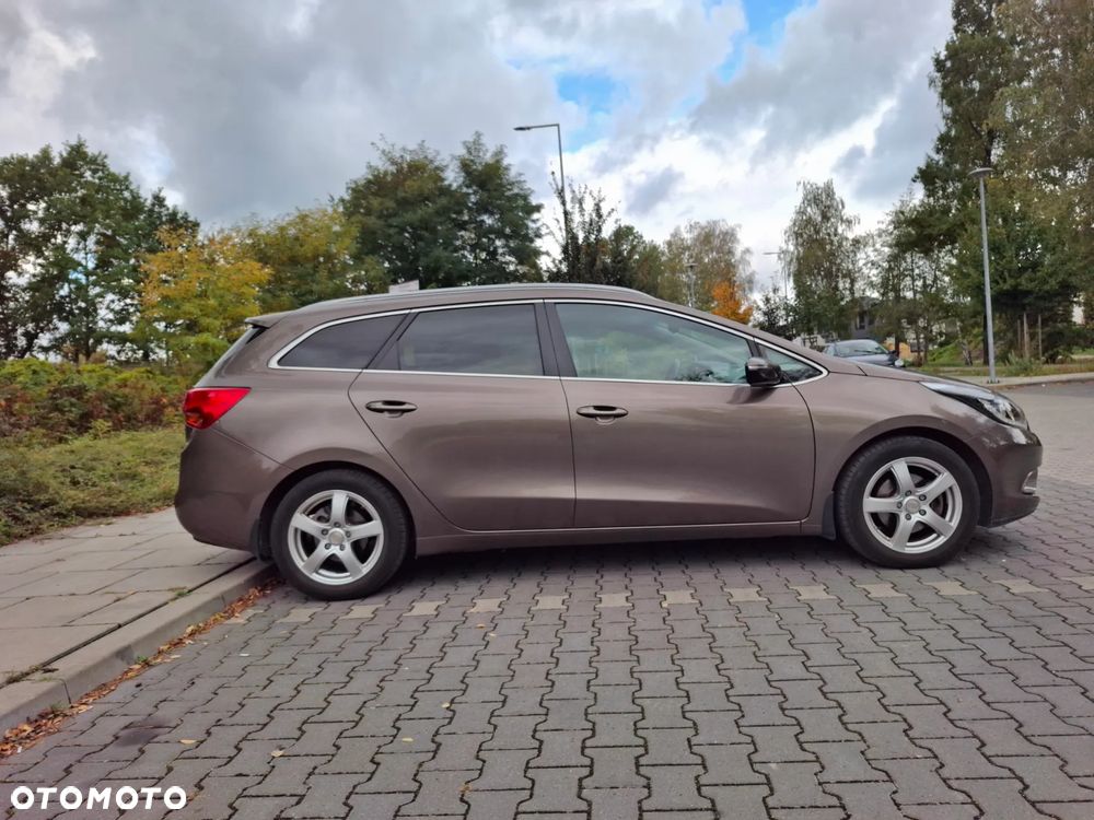 Kia Ceed 2014 photo 4