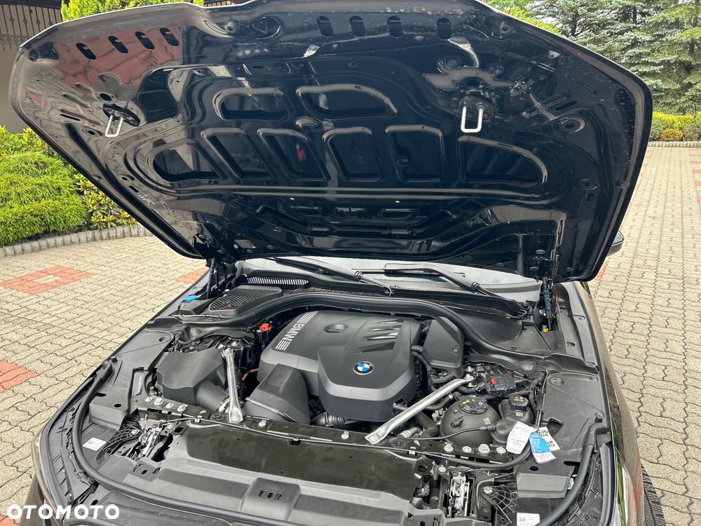 BMW Seria 5 520i M Sport Edition - 9