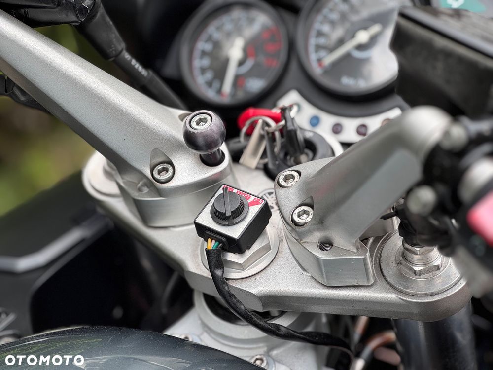 Yamaha FJR - 22
