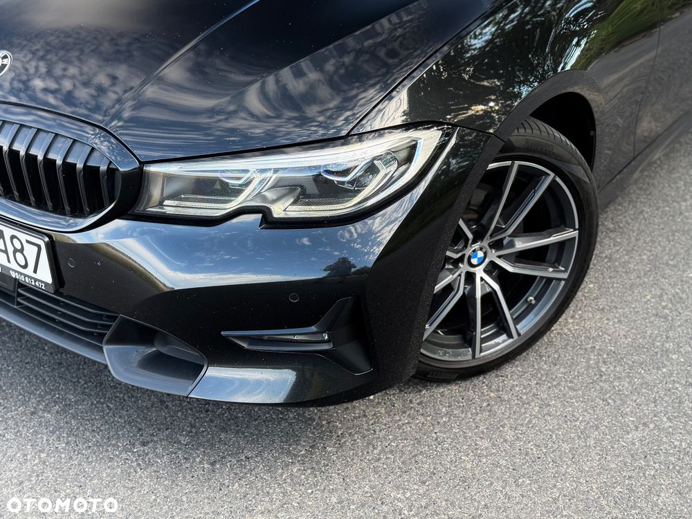 BMW Seria 3 320d Sport Line Shadow - 30