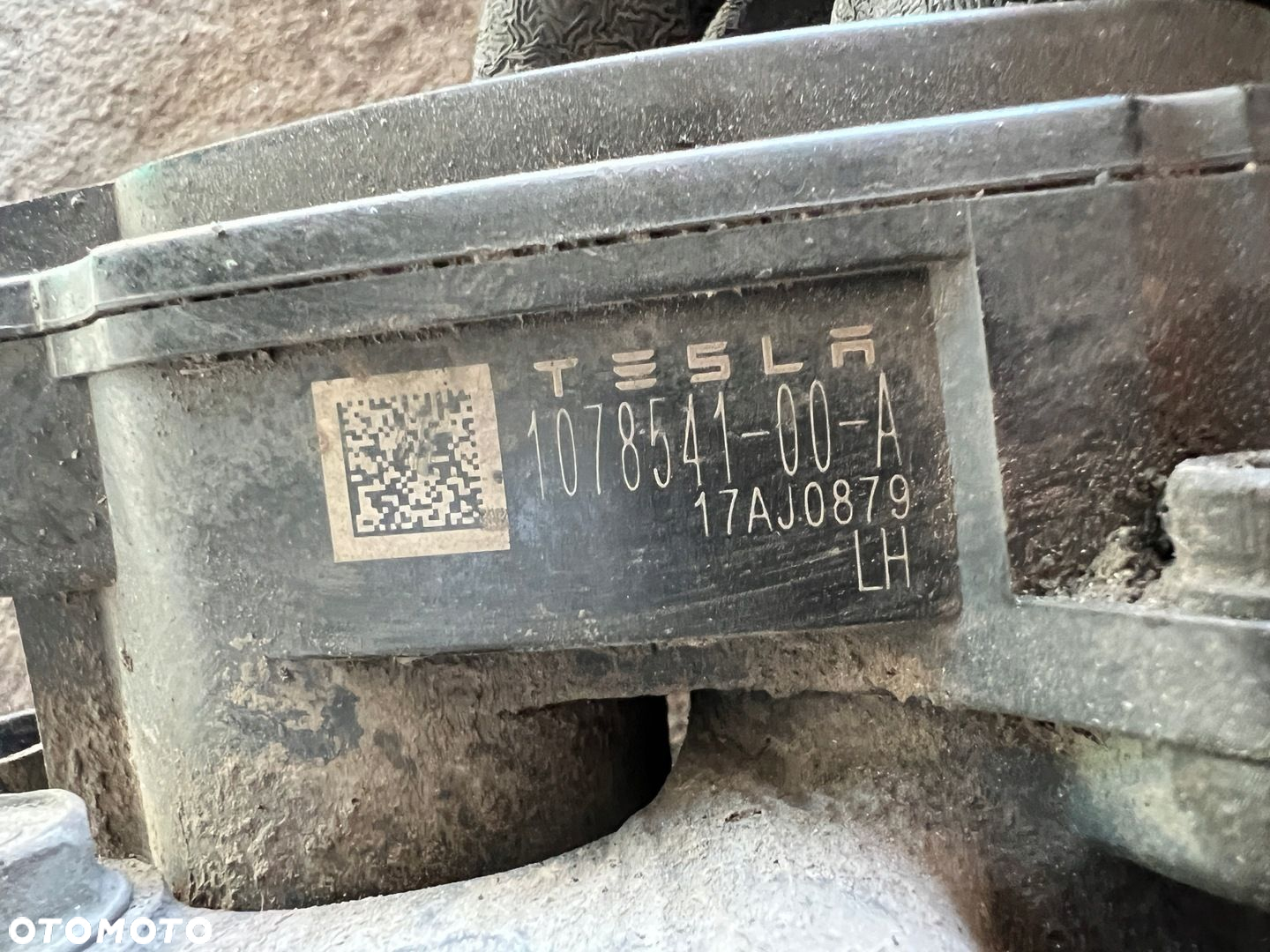TESLA S LIFT 16-19 ZACISK HAMULCOWY TYŁ TYLNY ELEKTRYCZNY MANDO - 6
