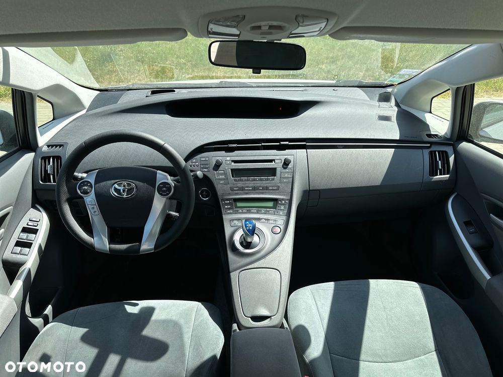 Toyota Prius - 9
