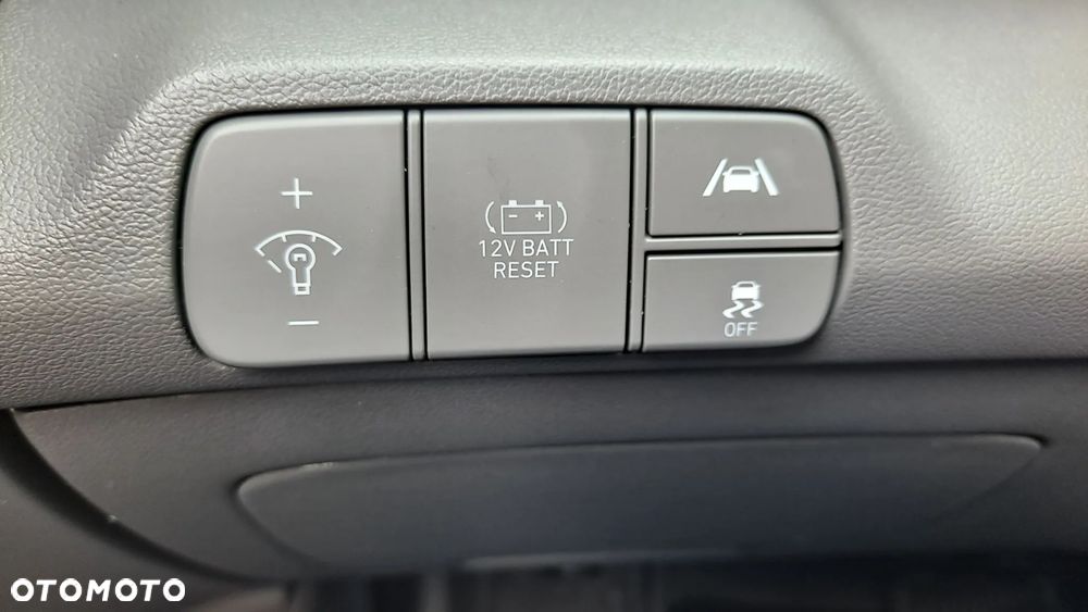 Hyundai Elantra 1.6 Comfort - 33