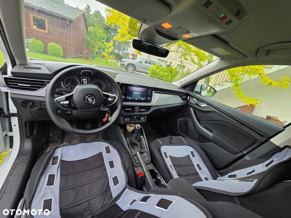 Skoda Kamiq 1.0 TSI Active - 6