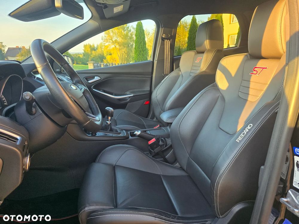 Ford Focus - 18