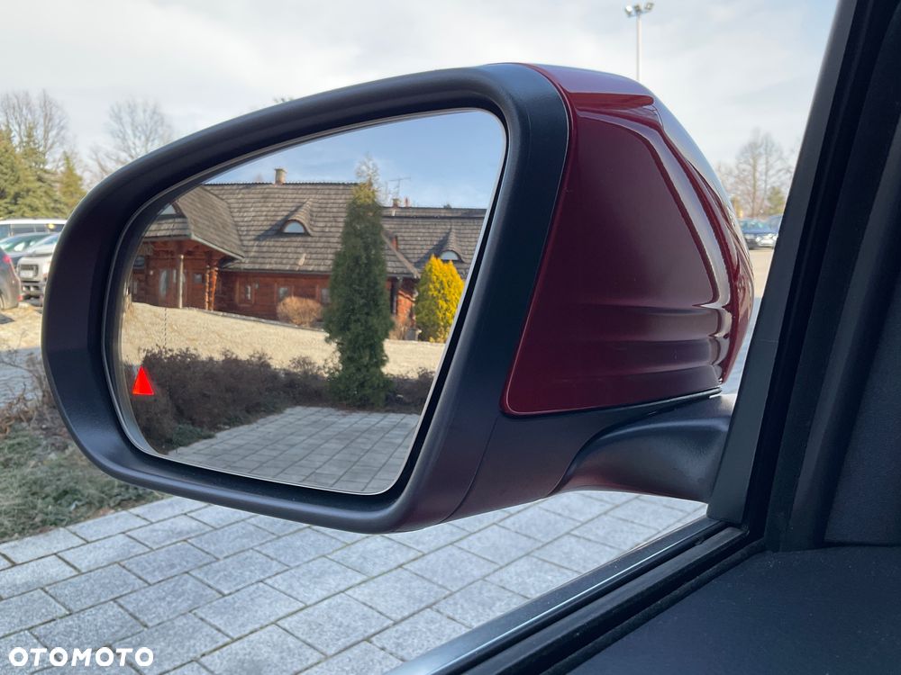 Mercedes-Benz GLB 200 d AMG Line 8G-DCT - 28