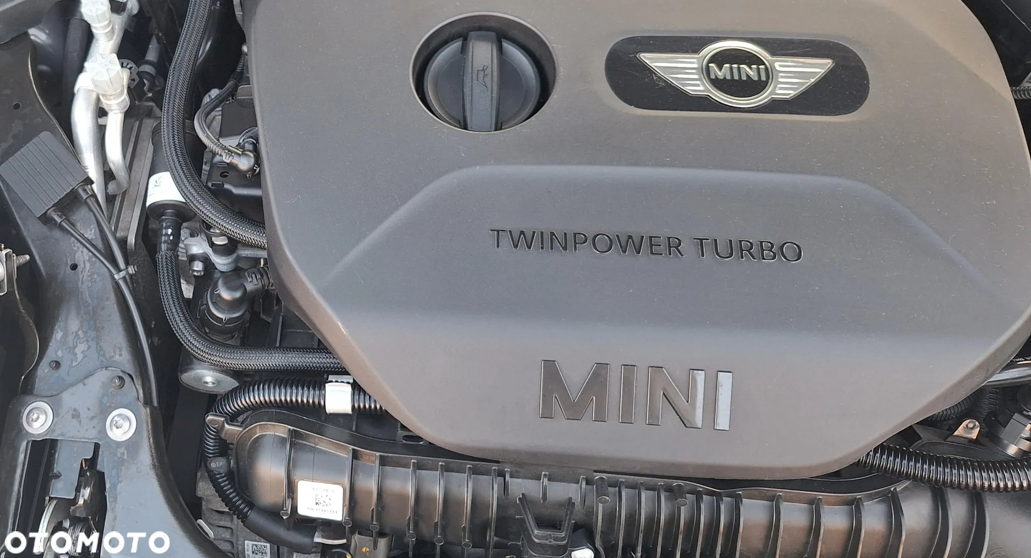 MINI Cooper S Cabrio Sidewalk - 27