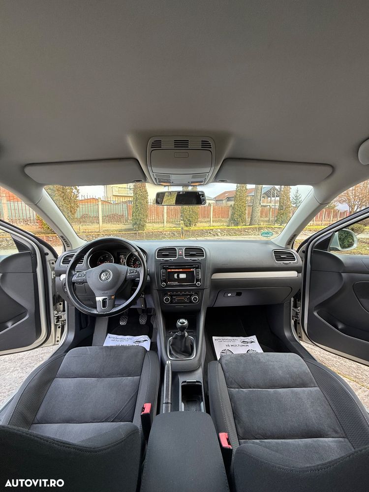 Volkswagen Golf 1.6 TDI DPF Exclusive - 13