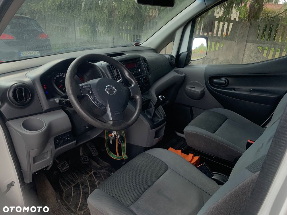 Nissan NV200 - 16