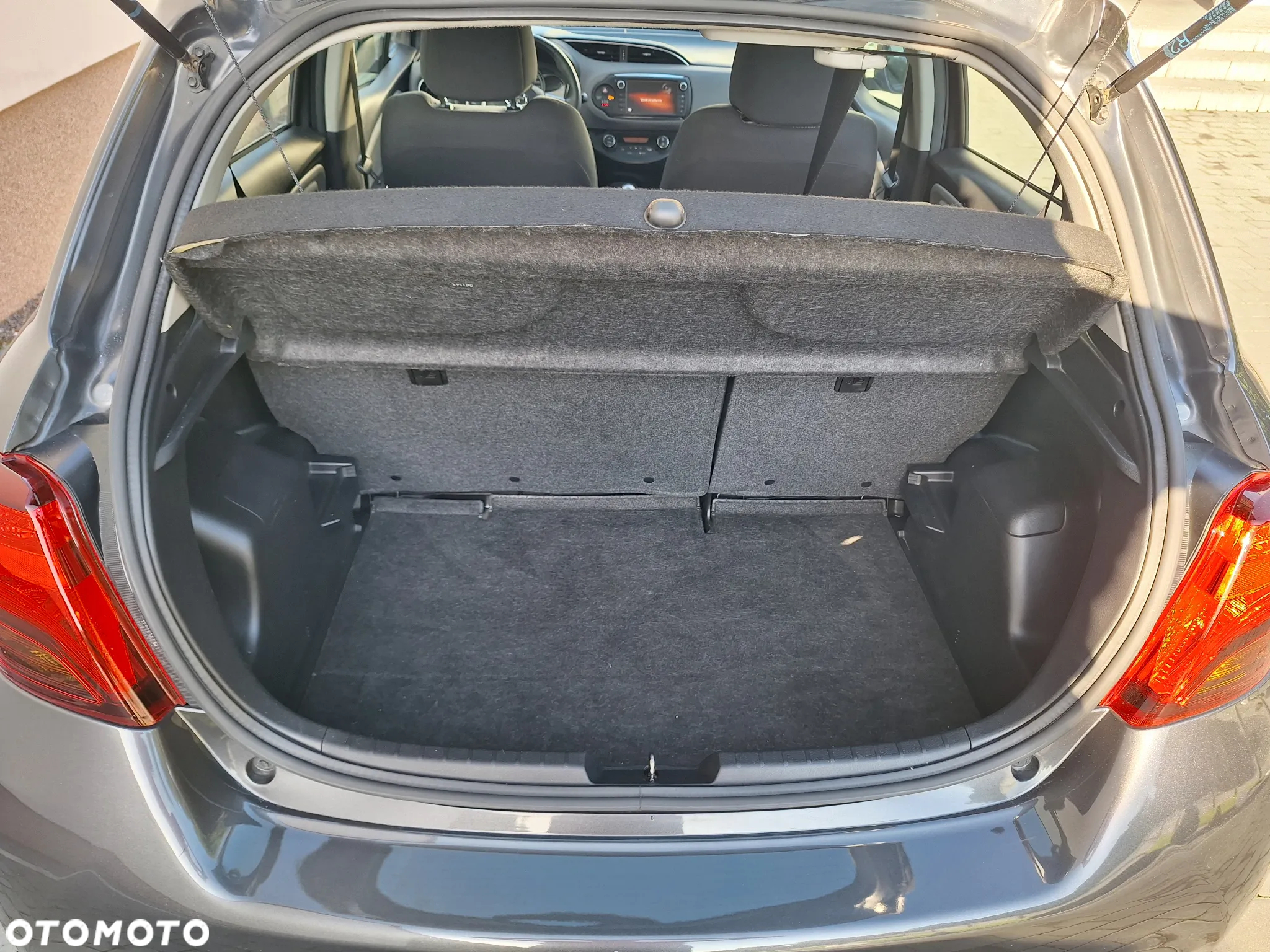 Toyota Yaris 1.33 Prestige - 28