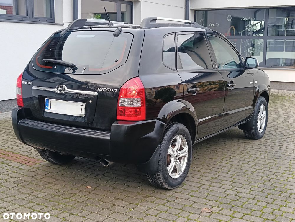 Hyundai Tucson 2.0 4WD GLS - 21
