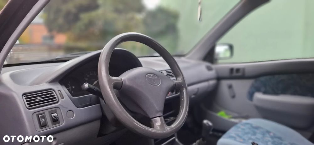 Toyota Starlet 1.4 - 21