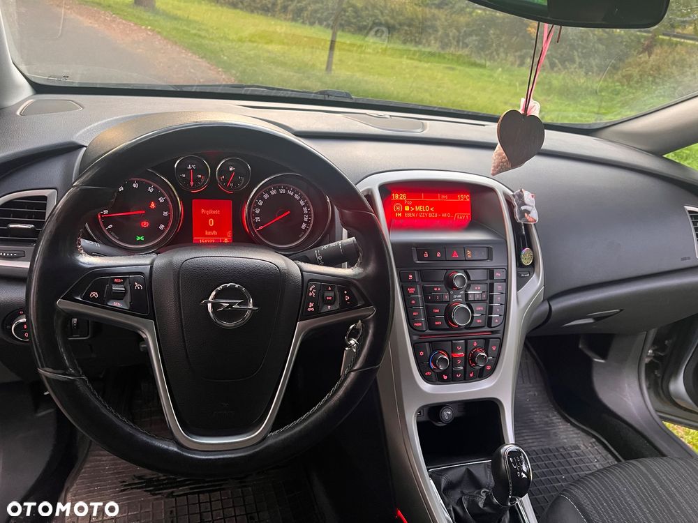 Opel Astra 1.4 Essentia - 8