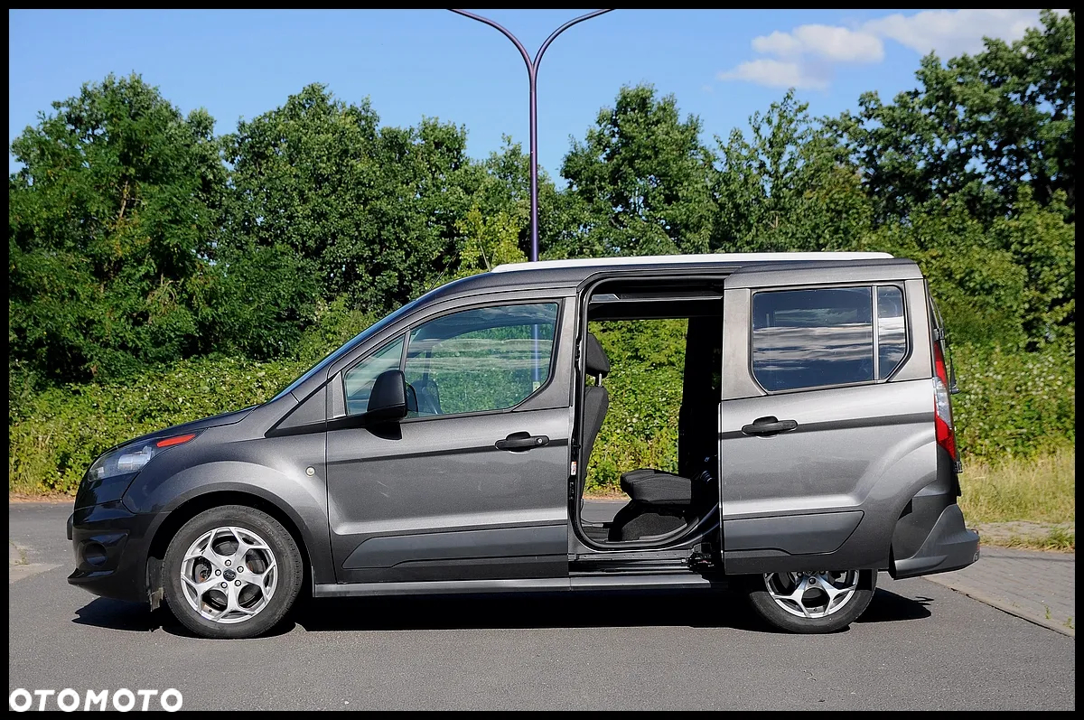Ford Transit Connect - 24