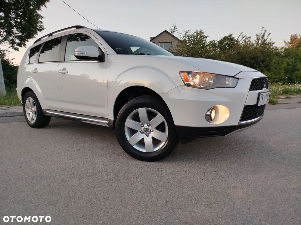 Mitsubishi Outlander 2.2 DI-D 4WD Invite - 2