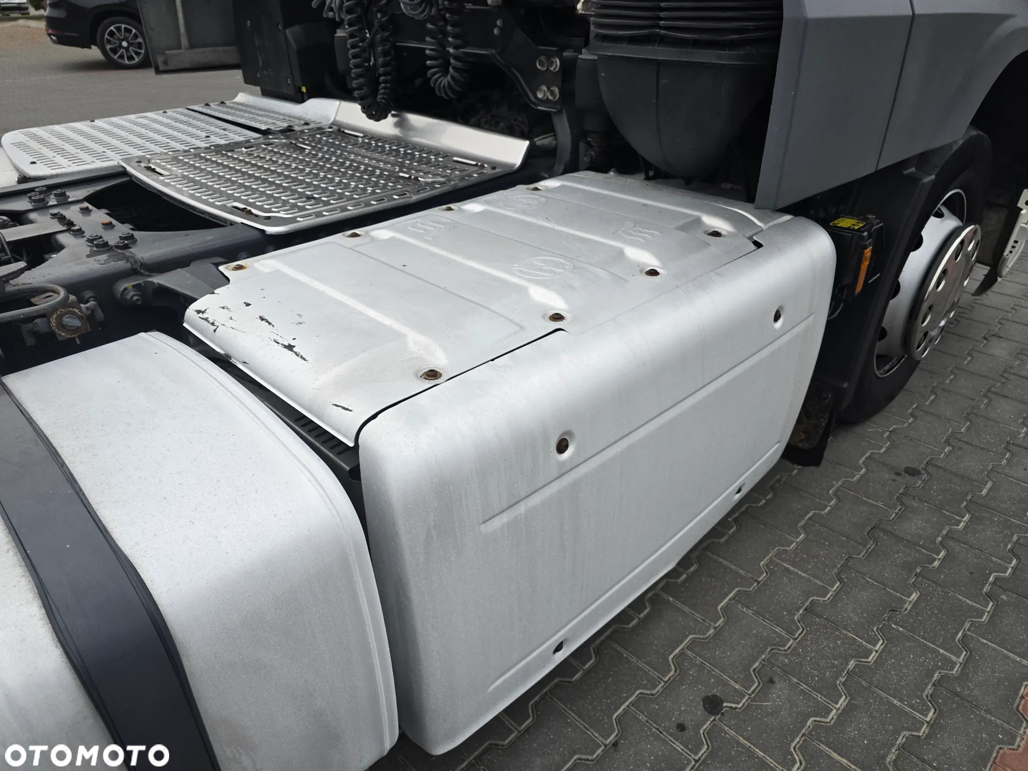 DAF XF 460 Super Space Cab Low Deck Mega/Standard siodło podnoszone - 19