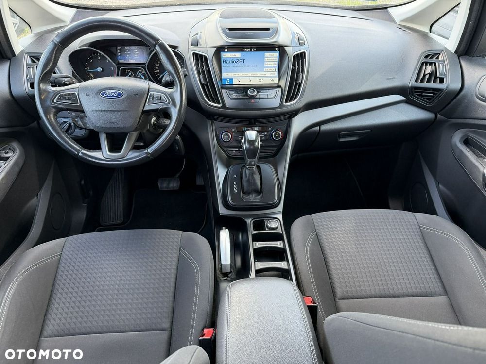 Ford Grand C-MAX - 12