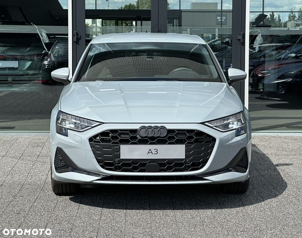 Audi A3 Sportback - 3