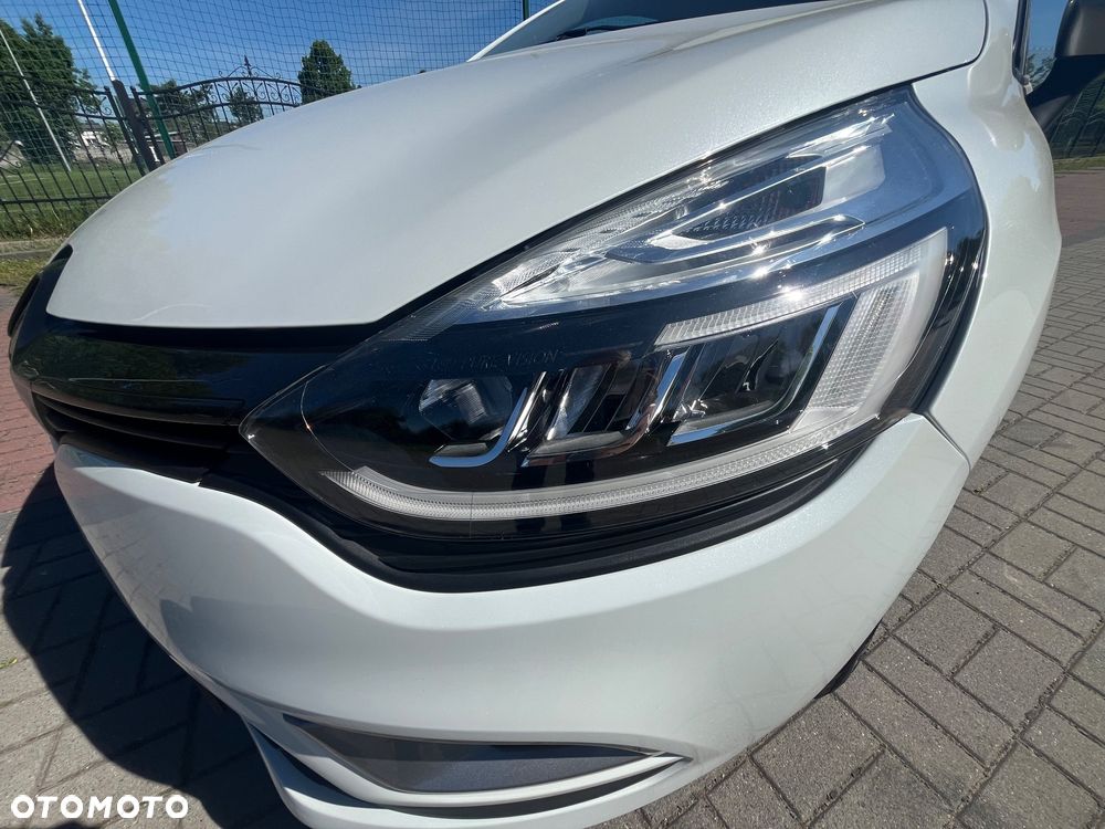 Renault Clio - 20