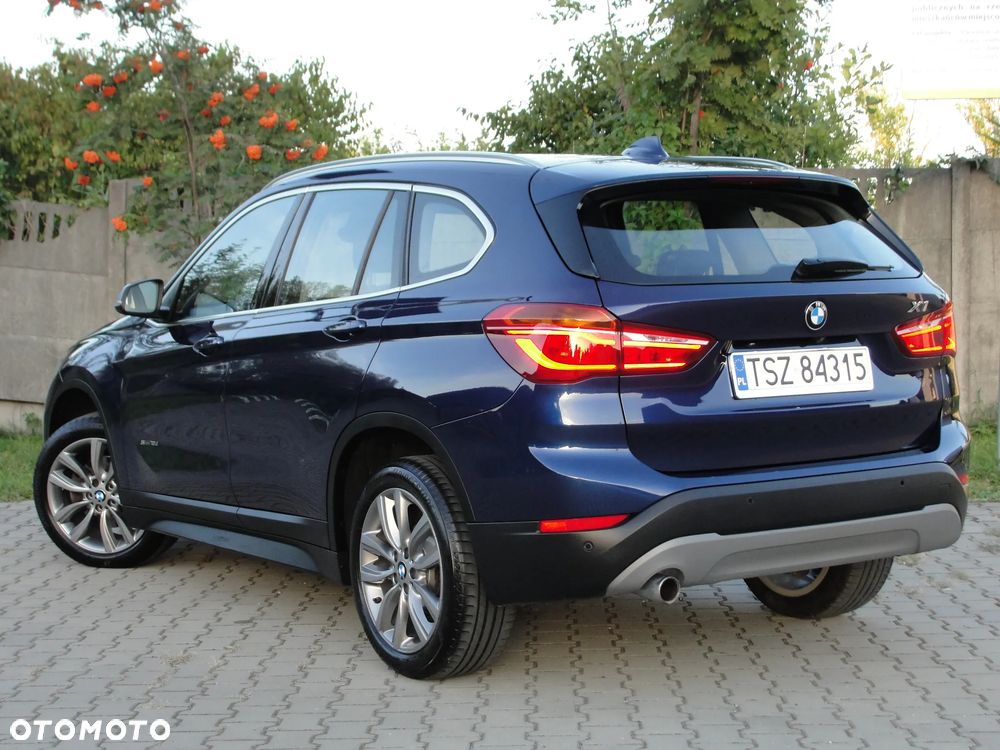 BMW X1 sDrive18d xLine - 4