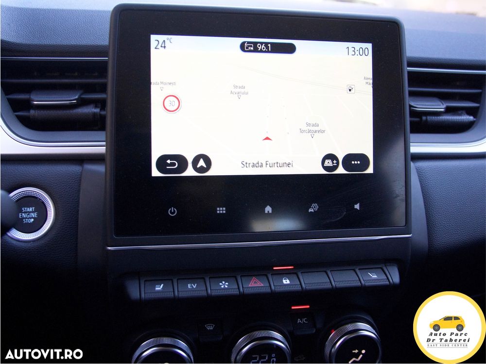 Renault Captur PHEV 160 Techno - 36