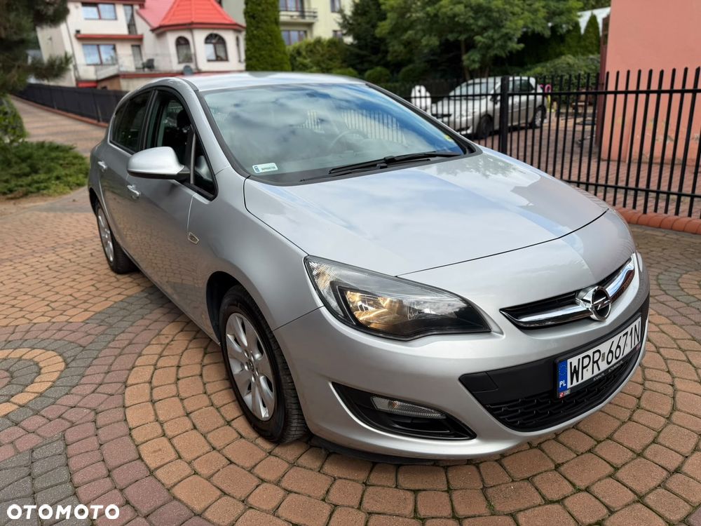 Opel Astra - 2