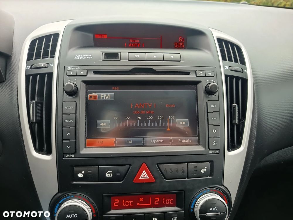 Kia Ceed 1.6 CVVT Spirit - 19