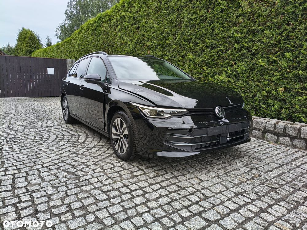 Volkswagen Golf 1.5 eTSI OPF DSG Energy - 10