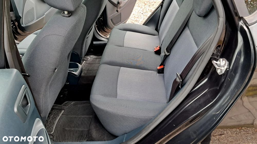 Ford Fiesta 1.25 Ambiente - 13