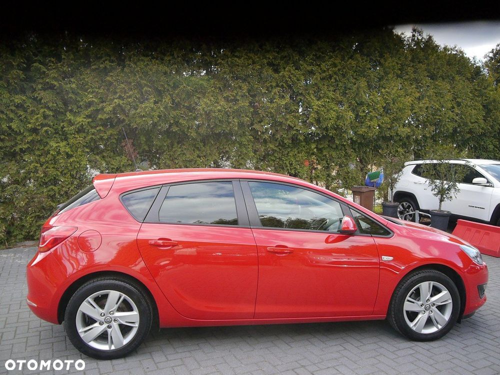 Opel Astra 1.6 CDTI Dynamic S&S - 11