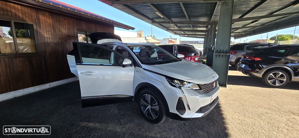 Peugeot 3008 1.6 Hybrid Allure Pack e-EAT8 - 22