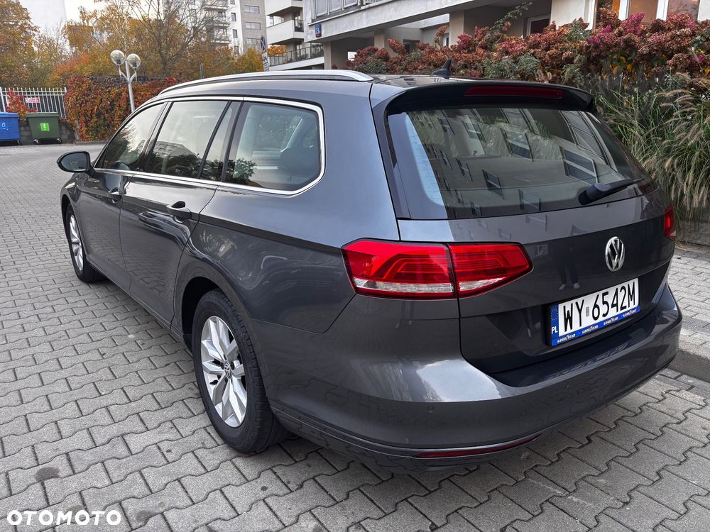 Volkswagen Passat - 9