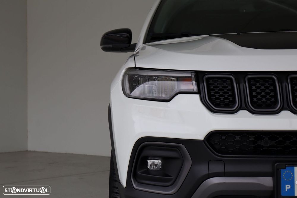 Jeep Compass 1.3 TG Trailhawk - 47