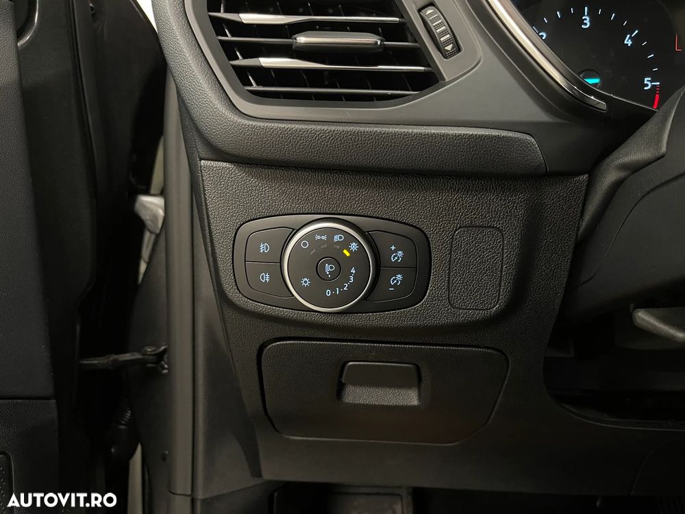 Ford Focus 1.5 EcoBlue Active Business - 26