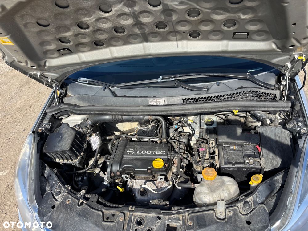Opel Corsa 1.0 12V Essentia - 9