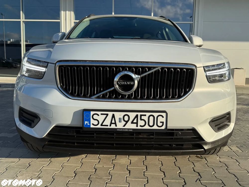 Volvo XC 40 T2 Momentum Core - 5