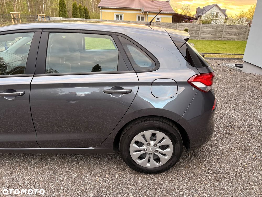 Hyundai i30 1.4 Trend - 3