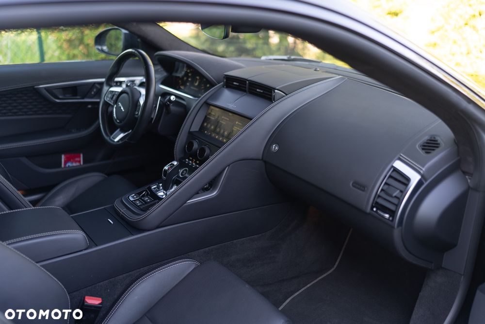 Jaguar F-Type 5.0 V8 S/C R-Dynamic - 9