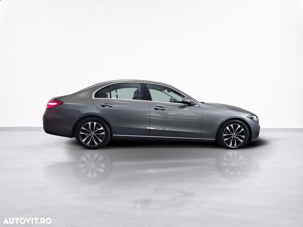 Mercedes-Benz C - 7