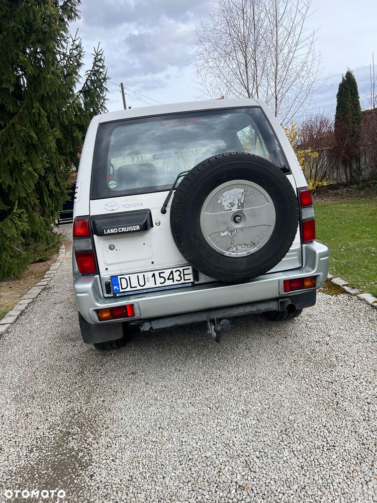 Toyota Land Cruiser - 9