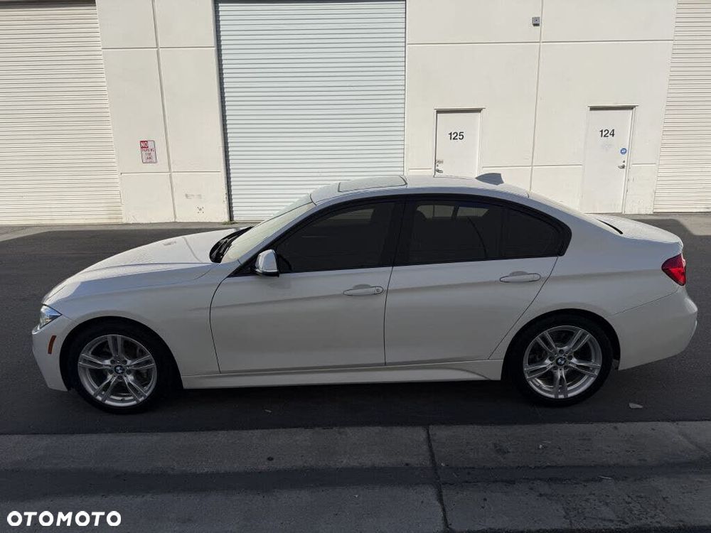 BMW Seria 3 330i xDrive Edition M Sport Shadow - 8