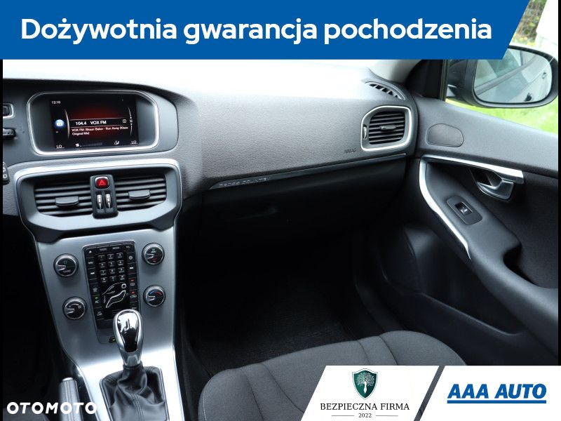 Volvo V40 - 9