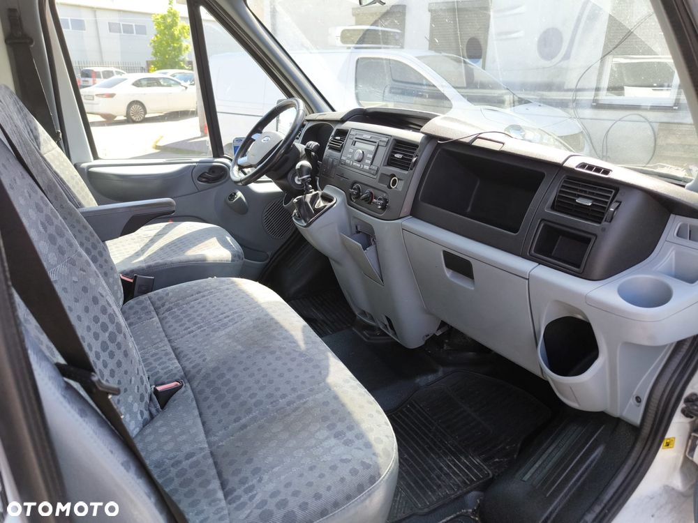 Ford transit - 2