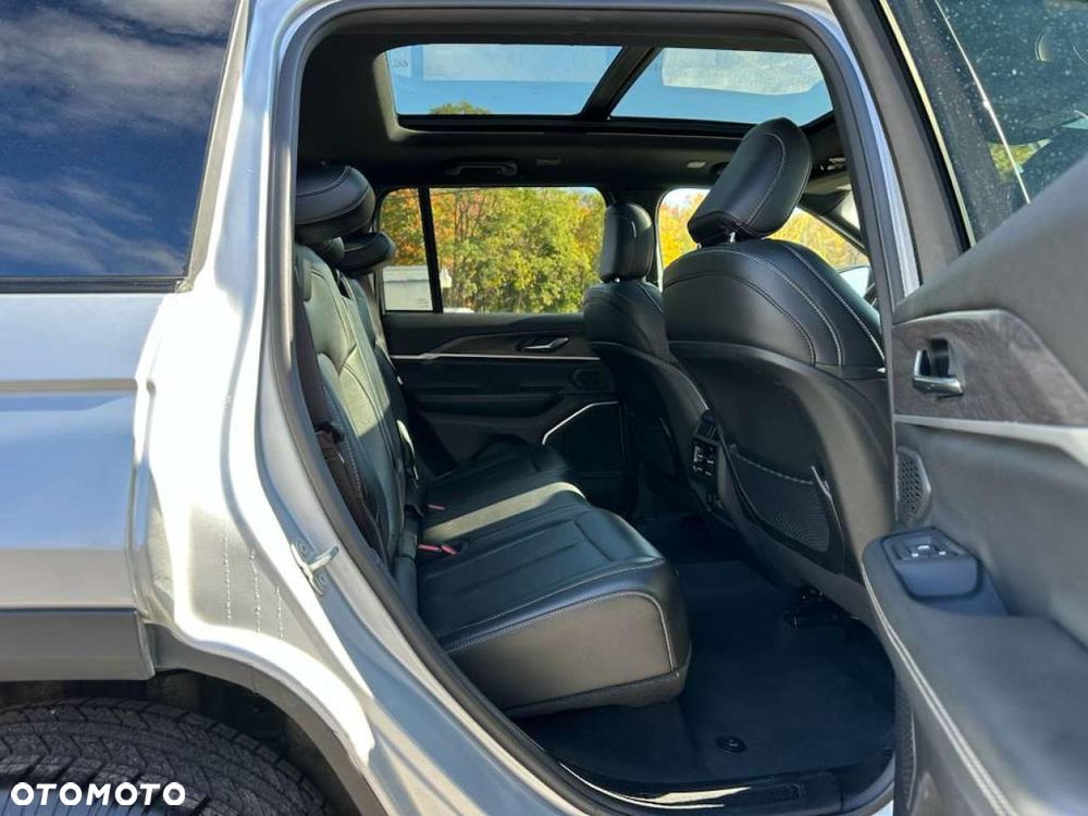 Jeep Grand Cherokee - 7