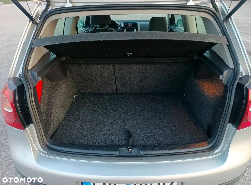 Volkswagen Golf 1.9 TDI Comfortline - 28