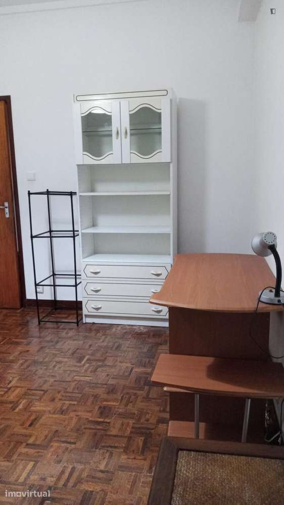 Quarto - localizado em Bairro do Sol Coimbra - Grande imagem: 5/25