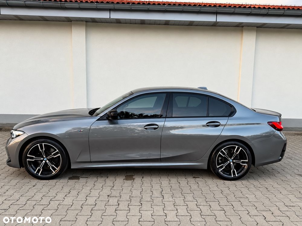 BMW Seria 3 320i - 3