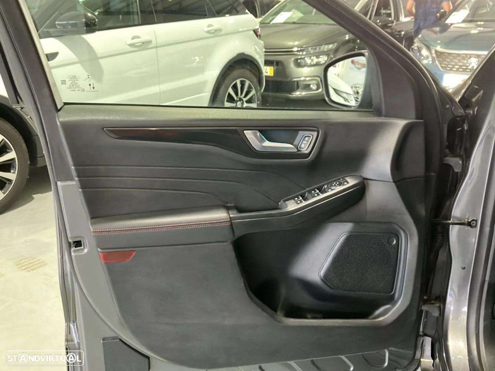 Ford Kuga 1.5 TDCi EcoBlue ST-Line - 17