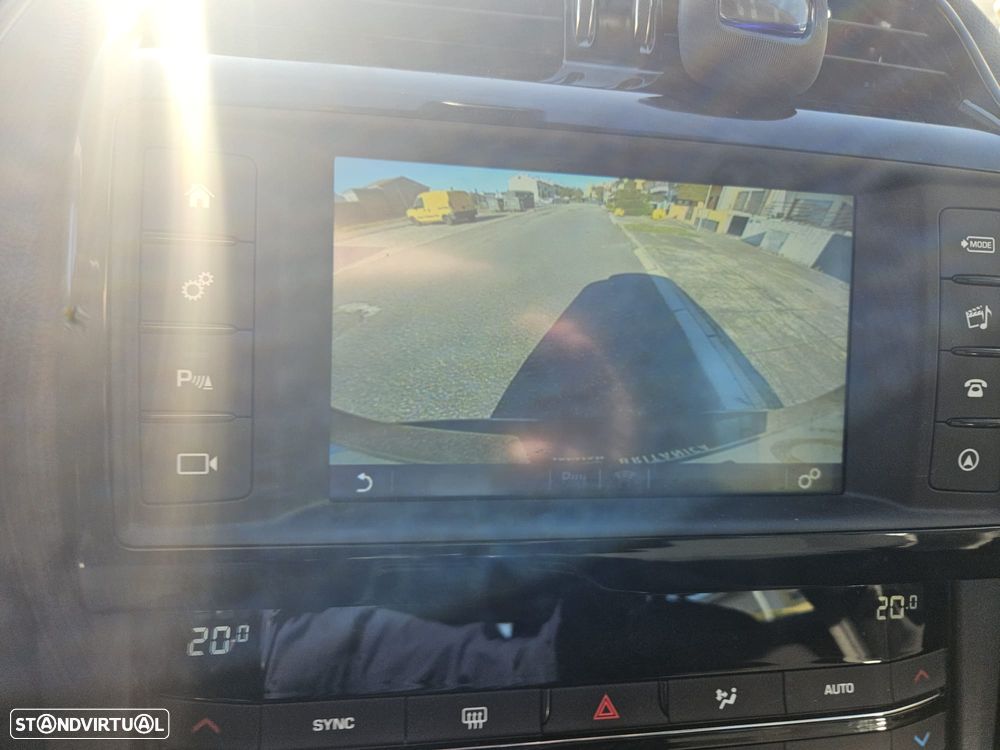 Jaguar F-Pace 2.0 i4D Pure - 21