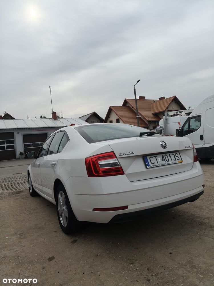 Skoda Octavia 1.0 TSI Ambition - 4
